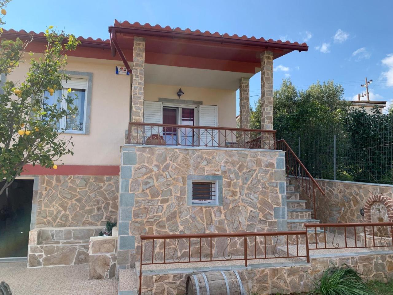 Peaceful House Near Airport Villa Pikérmion Buitenkant foto